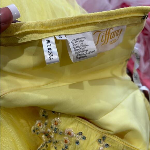 TIFFANY DESIGNS Yellow Beaded Bodice Princess Prom Pageant Ball Gown Dress Sz 6 - Picture 8 of 8